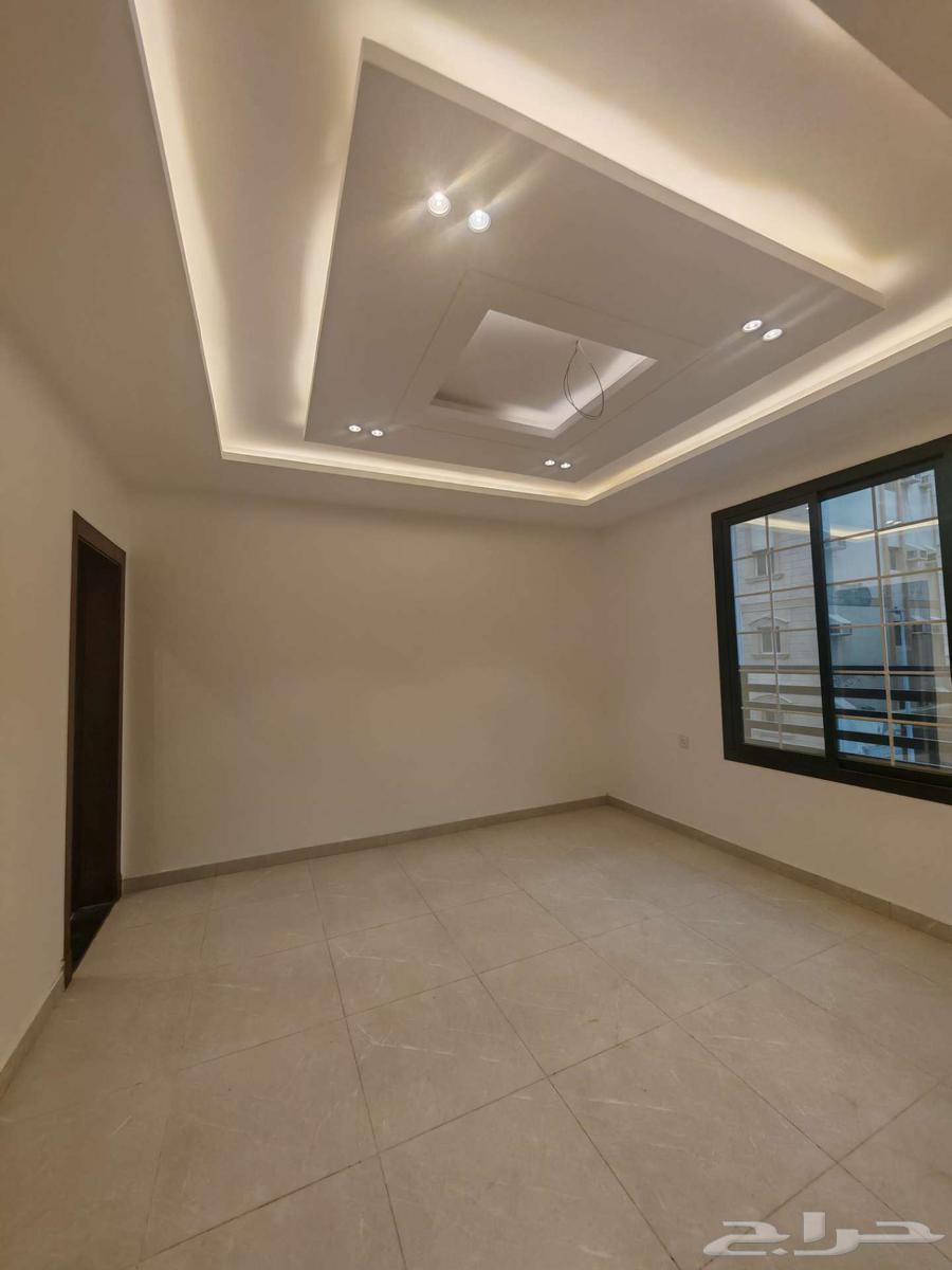 شقة 5 غرف في السلامة 7