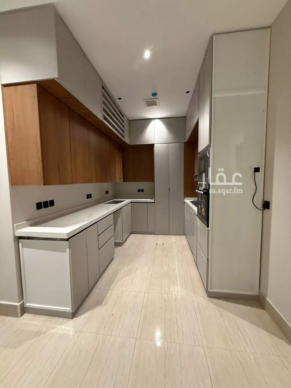 3 bedroom apartment in Al Rimal 7