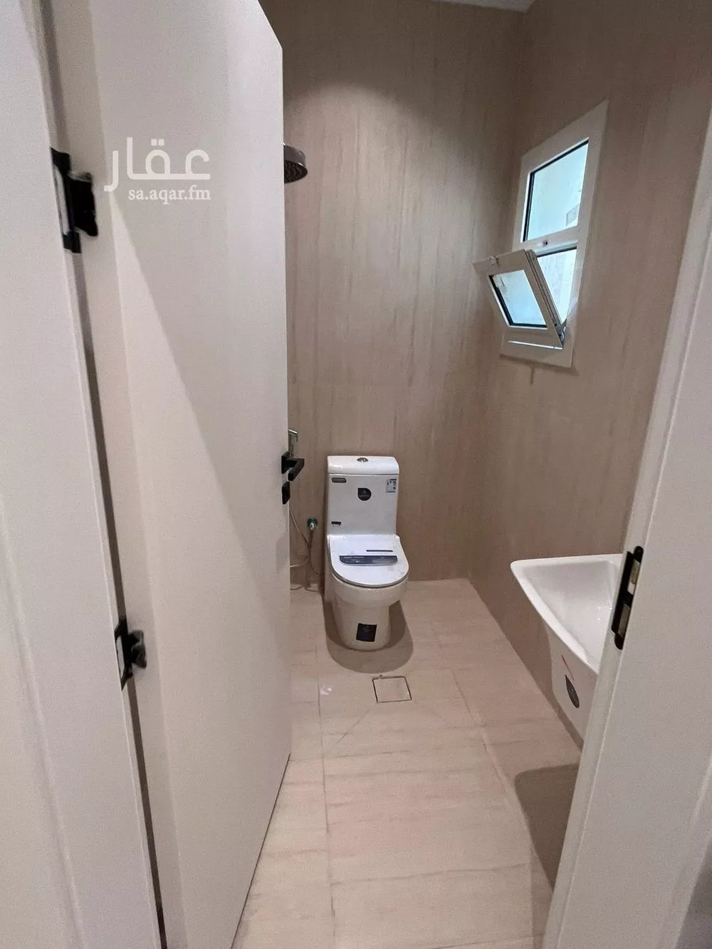 3 bedroom floor in Al Aridh 6