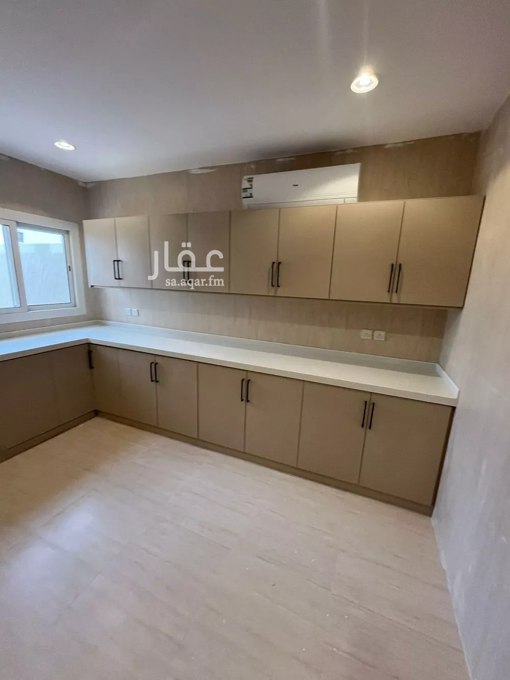 3 bedroom floor in Al Aridh 9