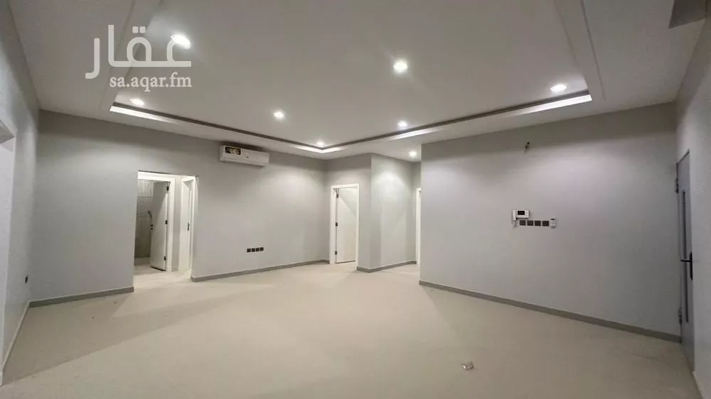 3 bedroom apartment in Al Aridh 8