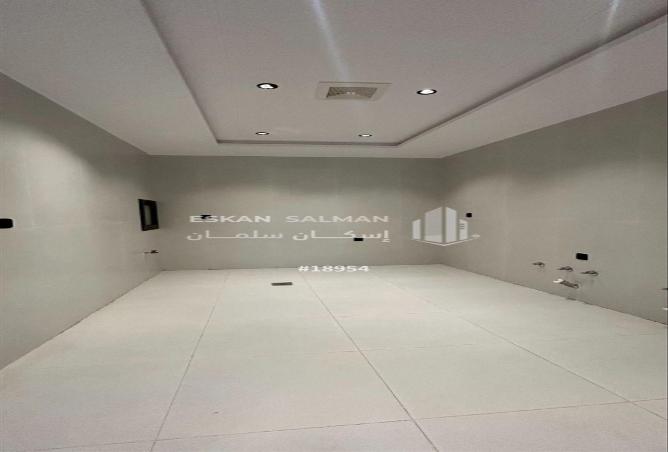 6 bedroom apartment in Al Nuzhah 3