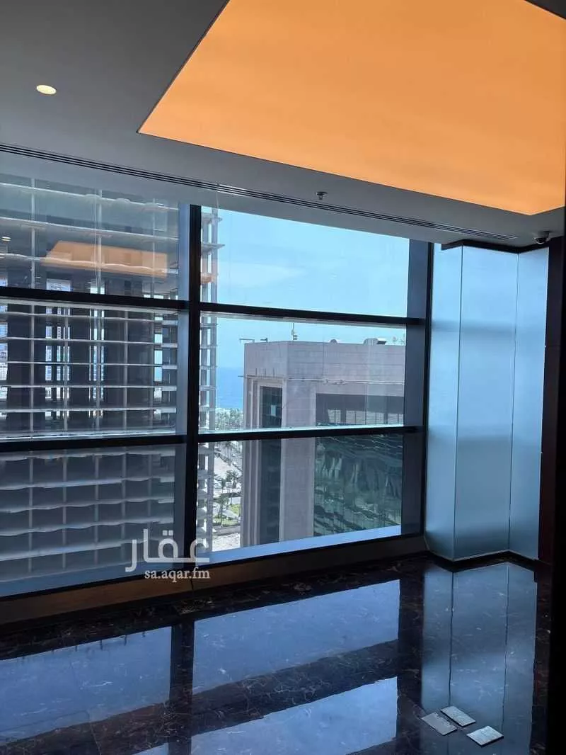 مكتب 197 م² في الشاطئ 3