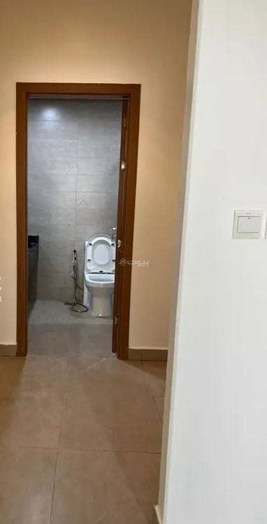 5 bedroom villa in Khuzam, Riyadh 14