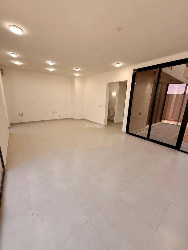 4 bedroom villa in King Khalid International Airport, Riyadh 12