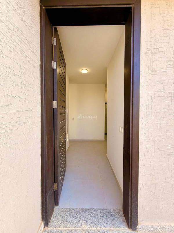 4 bedroom villa in King Khalid International Airport, Riyadh 8