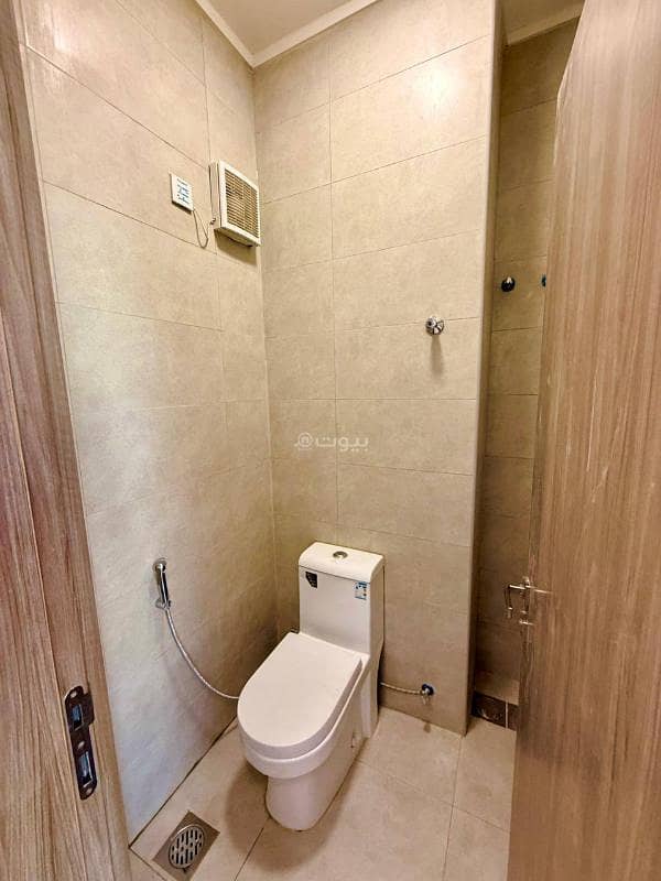 4 bedroom villa in King Khalid International Airport, Riyadh 28