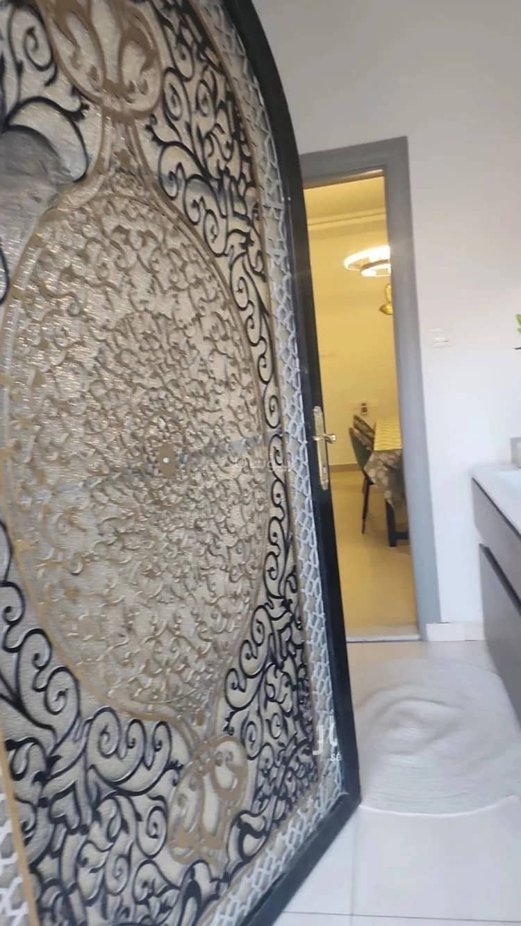 4 bedroom villa in Granada, Riyadh 7