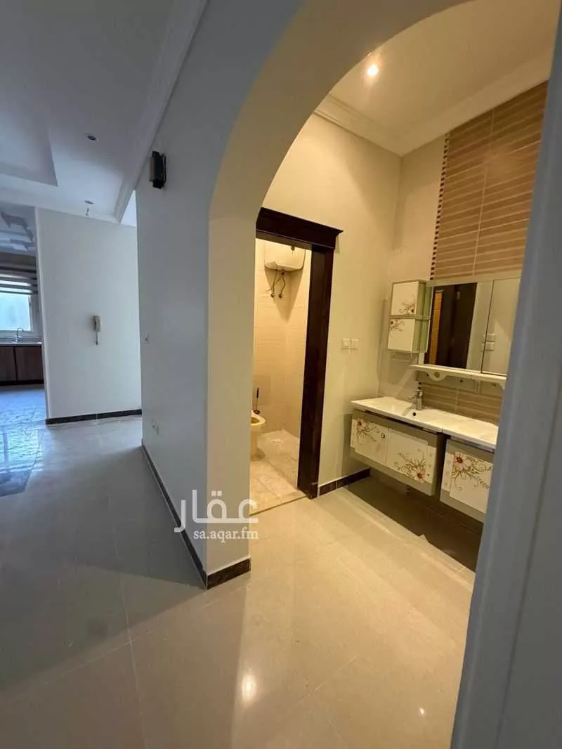 5 bedroom villa in Al Rawdah, Jeddah 6