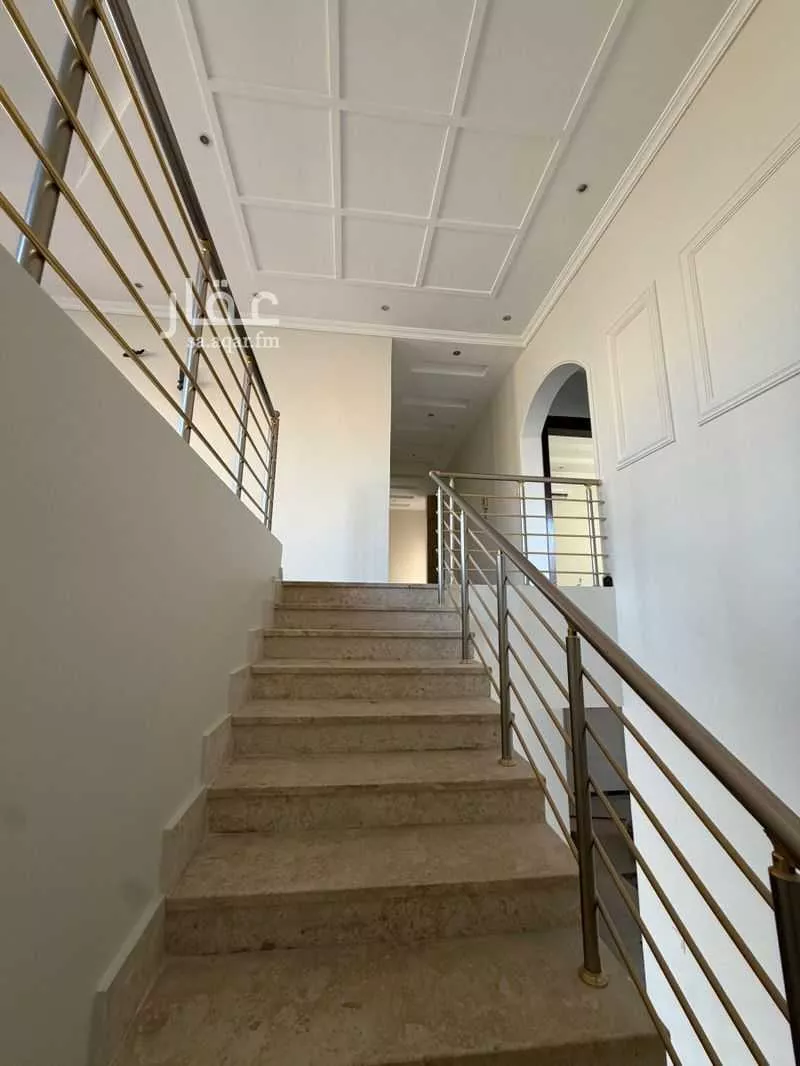 5 bedroom villa in Al Rawdah, Jeddah 9