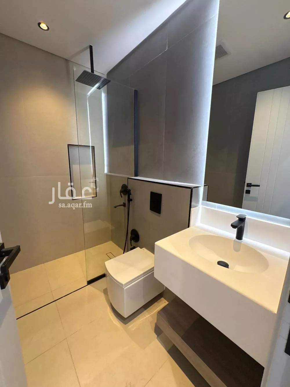 4 bedroom villa in Al Mathar Ash Shamali, Riyadh 13