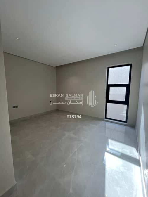 5 bedroom apartment in Al Maizilah 1