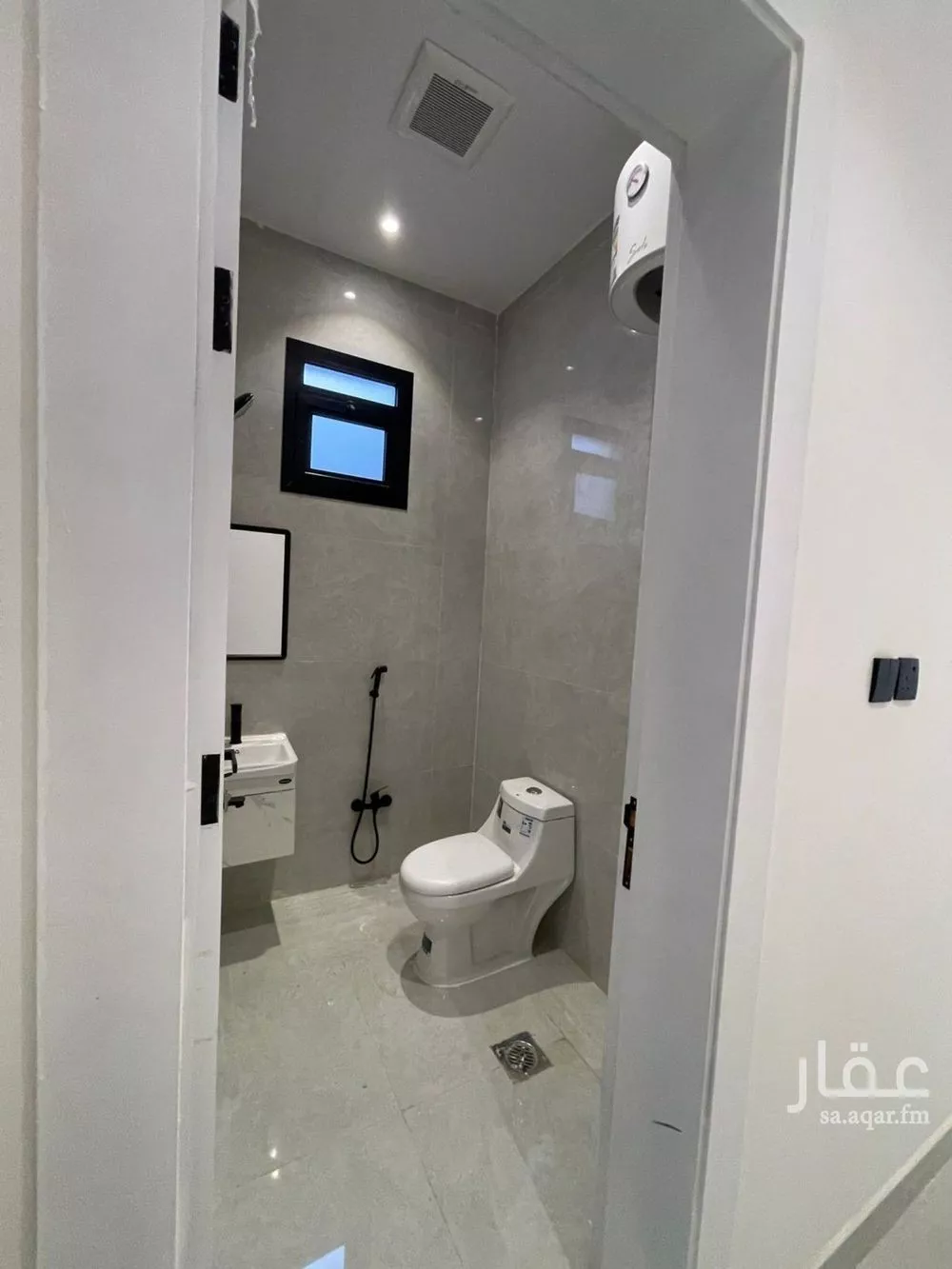 4 bedroom villa in An Nadhim, Riyadh 24