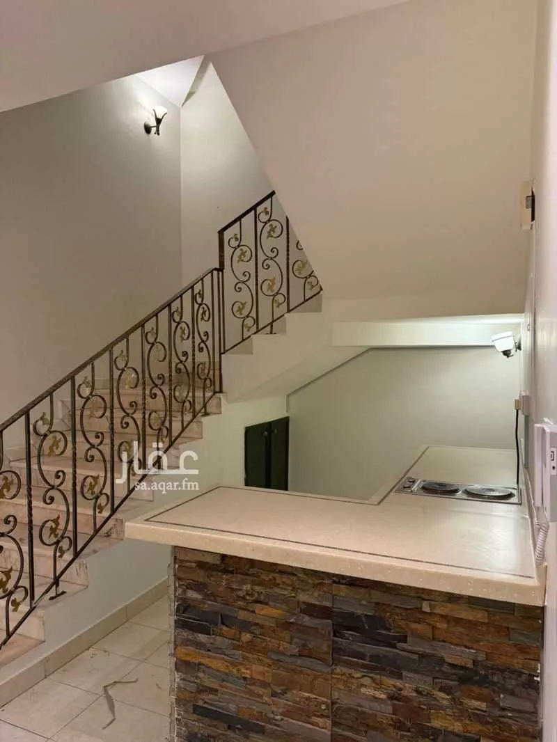 5 bedroom villa in Granada, Riyadh 13