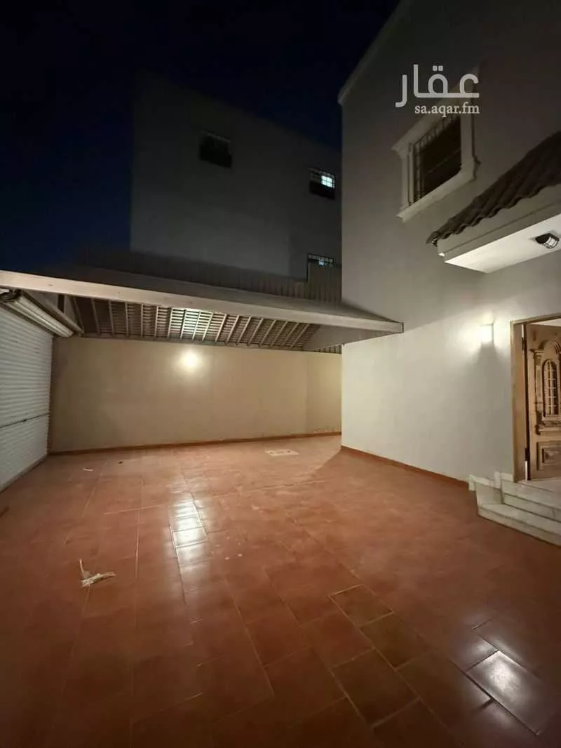 5 bedroom villa in Granada, Riyadh 7