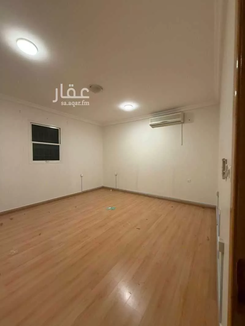 5 bedroom villa in Granada, Riyadh 10