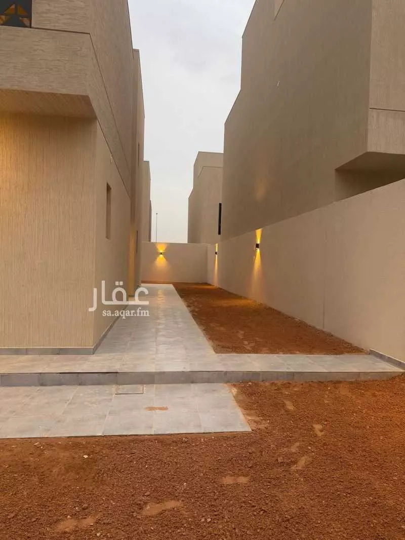 4 bedroom villa in Ash Sharq, Riyadh 7