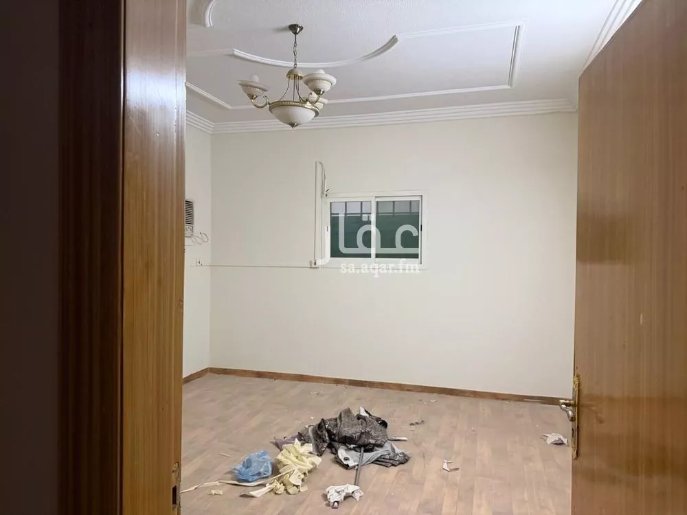 6 bedroom villa in Ishbiliyah 13