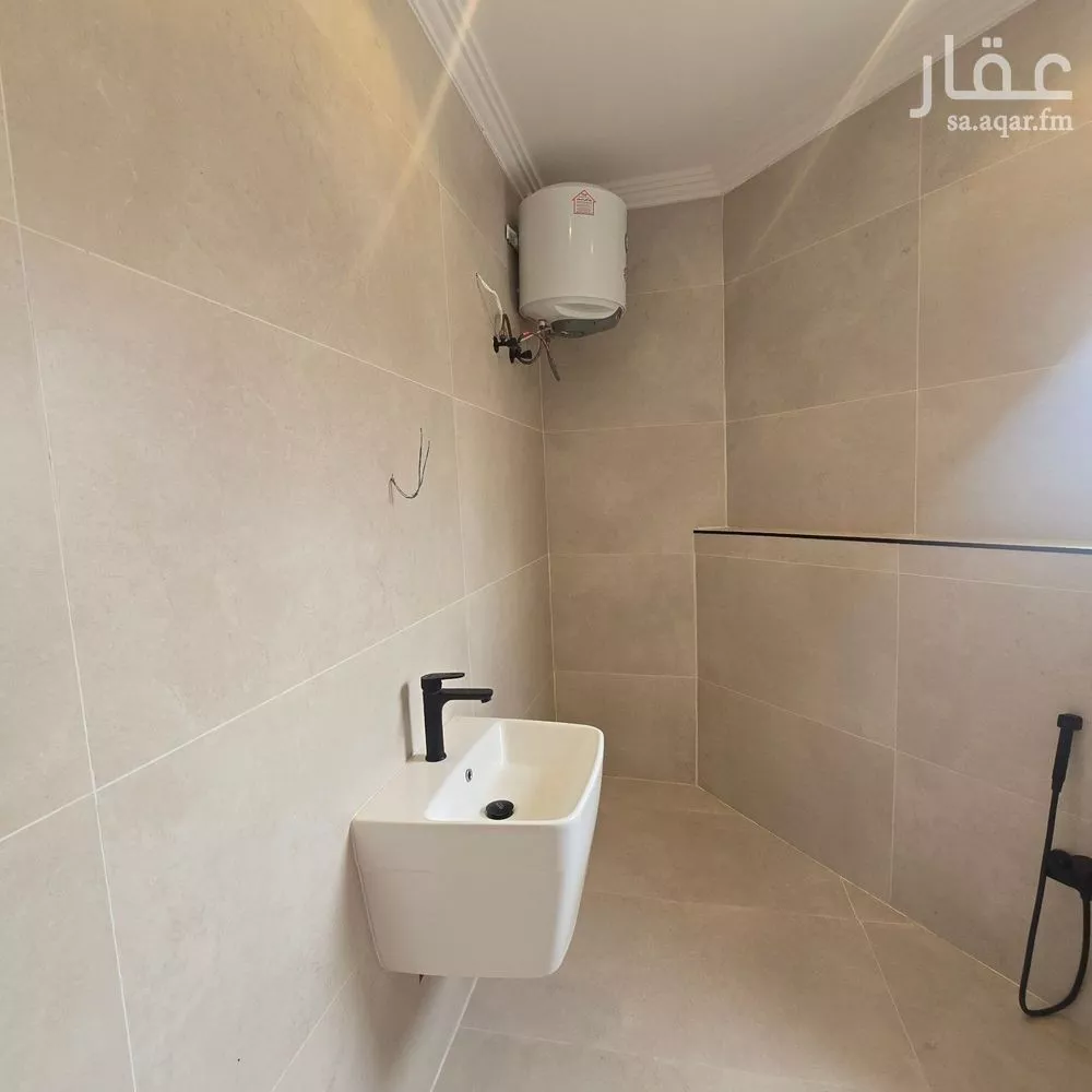 4 bedroom villa in Al Andalus, Riyadh 18