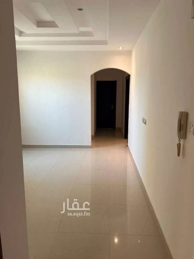 شقة 2 غرف في الملقا 10