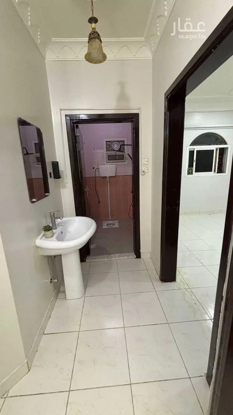 شقة 4 غرف في ظهرة لبن 5