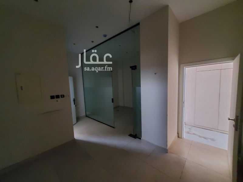 shop in Al Aqiq, Riyadh 3