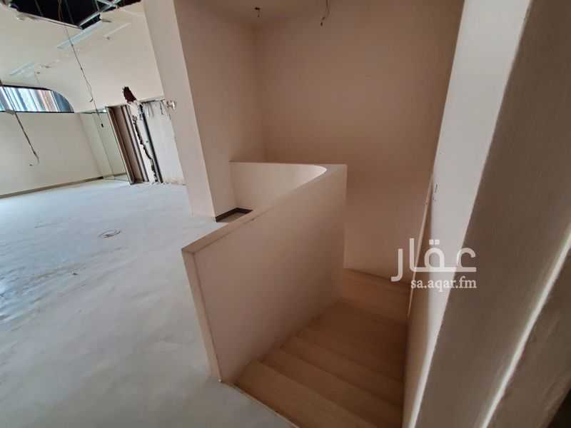 shop in Al Aqiq, Riyadh 5