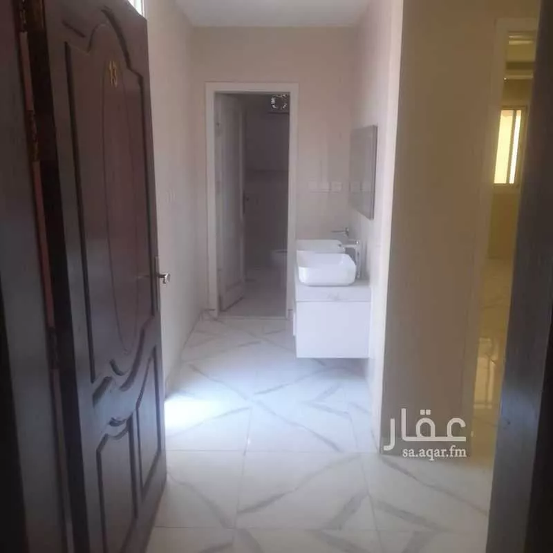 3 bedroom apartment in Al Shawqiyyah, Makkah 4