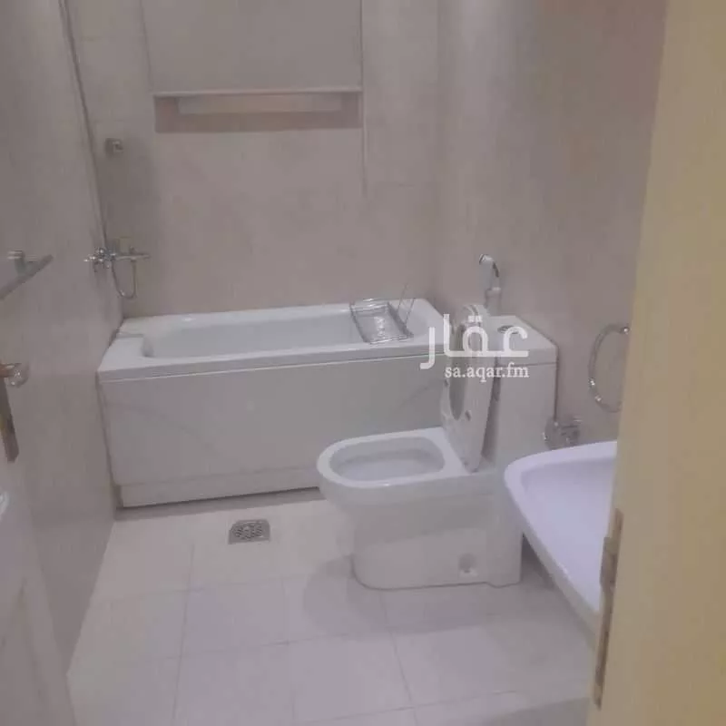 3 bedroom apartment in Al Shawqiyyah, Makkah 5