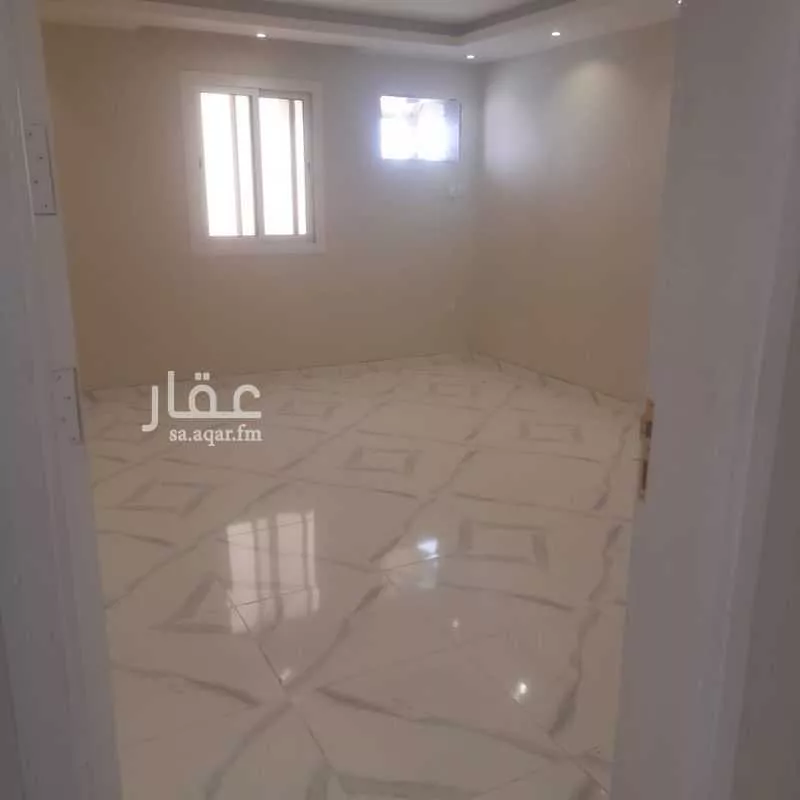 3 bedroom apartment in Al Shawqiyyah, Makkah 6