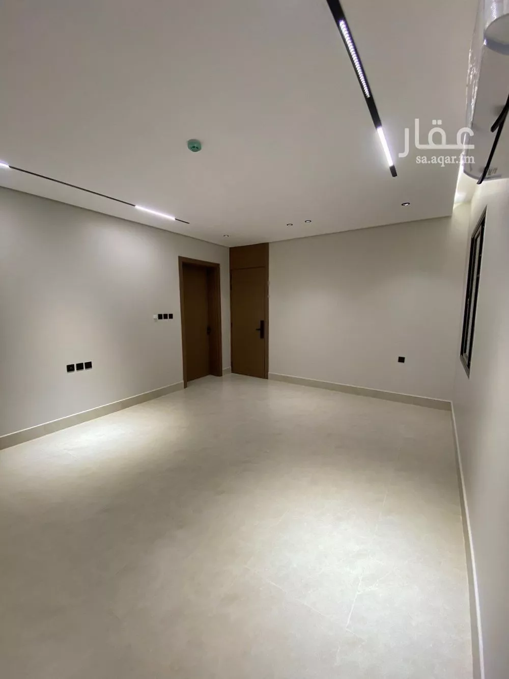 5 bedroom apartment in Al Hamra 3