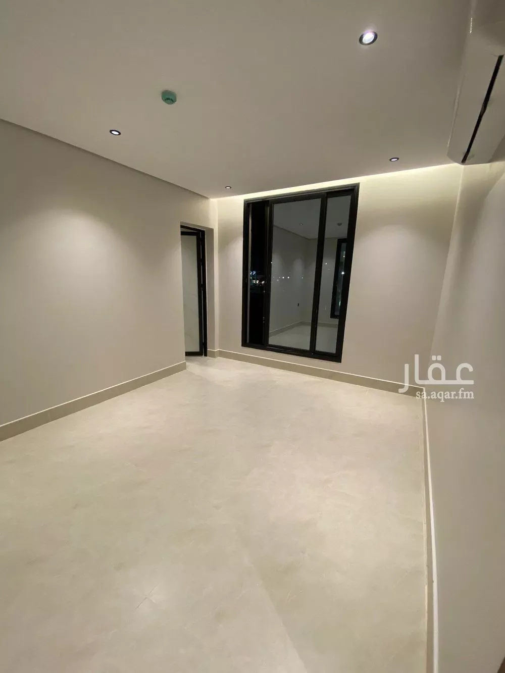 5 bedroom apartment in Al Hamra 6