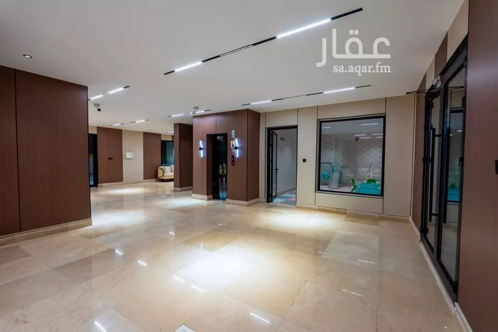 شقة 5 غرف في الحمرا 6