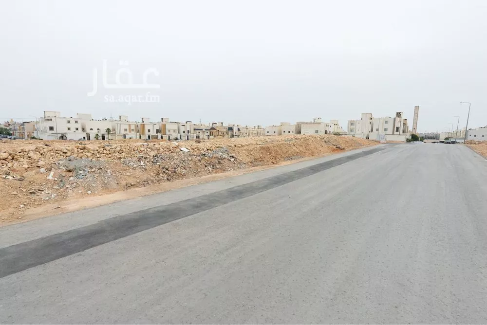 أرض 12995 م² في قرطبة 3