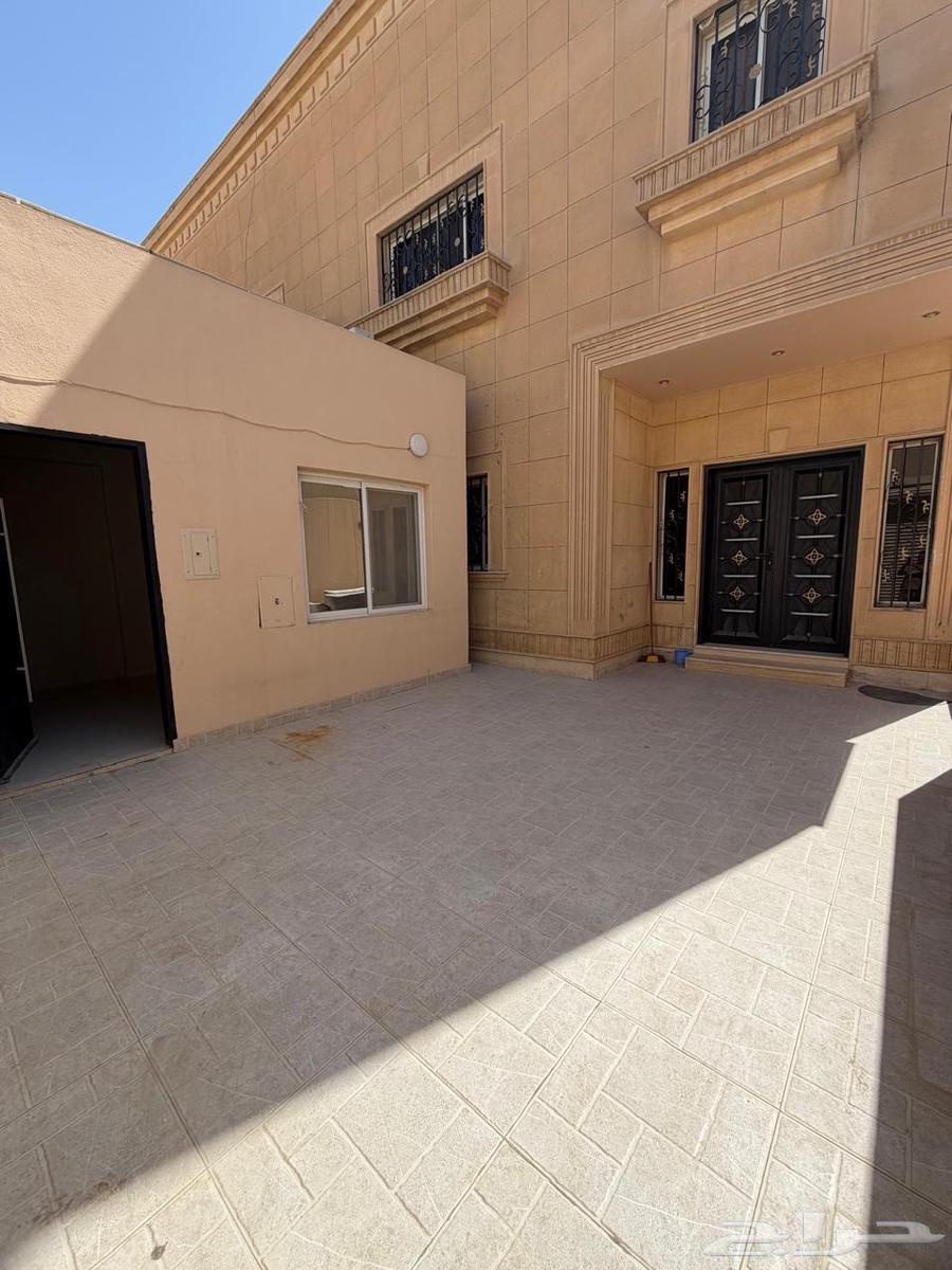 8 bedroom villa in Salah Ad Din, Riyadh 11