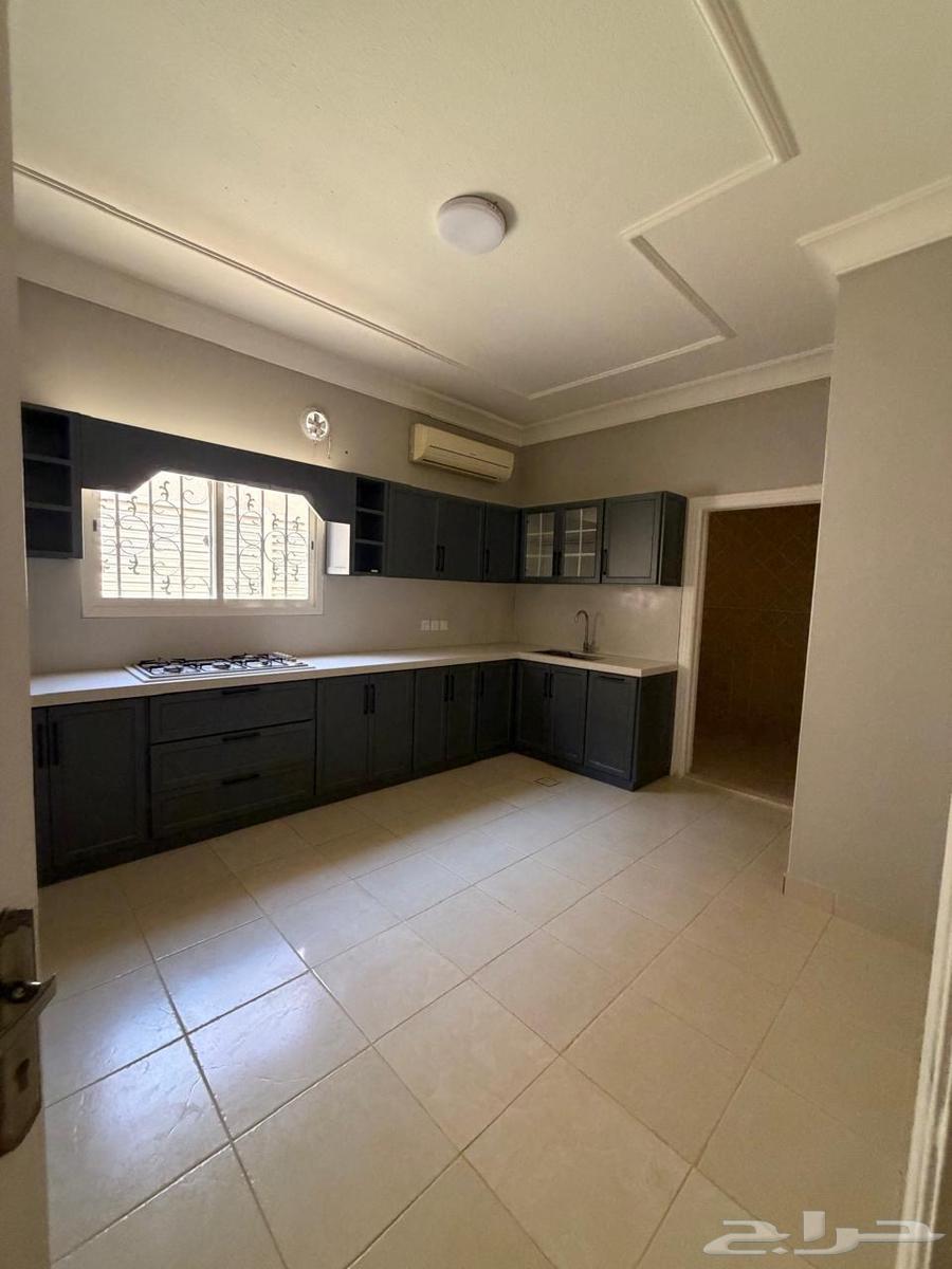 8 bedroom villa in Salah Ad Din, Riyadh 4
