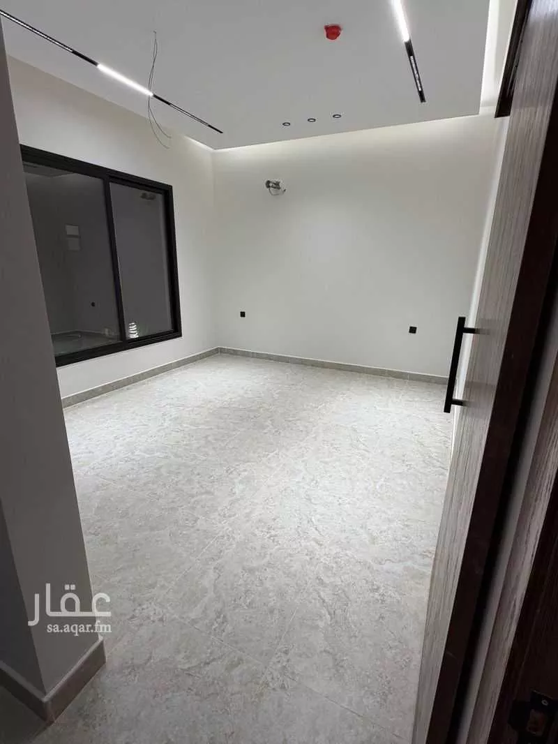 5 bedroom apartment in Al Rawdah, Eastern Province 11