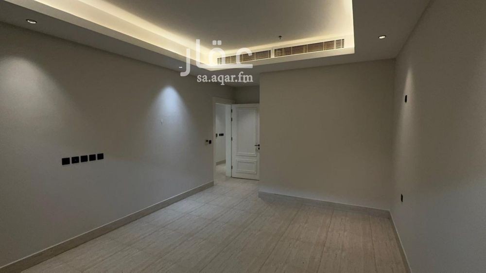 3 bedroom apartment in King Abdul Aziz, Riyadh 5