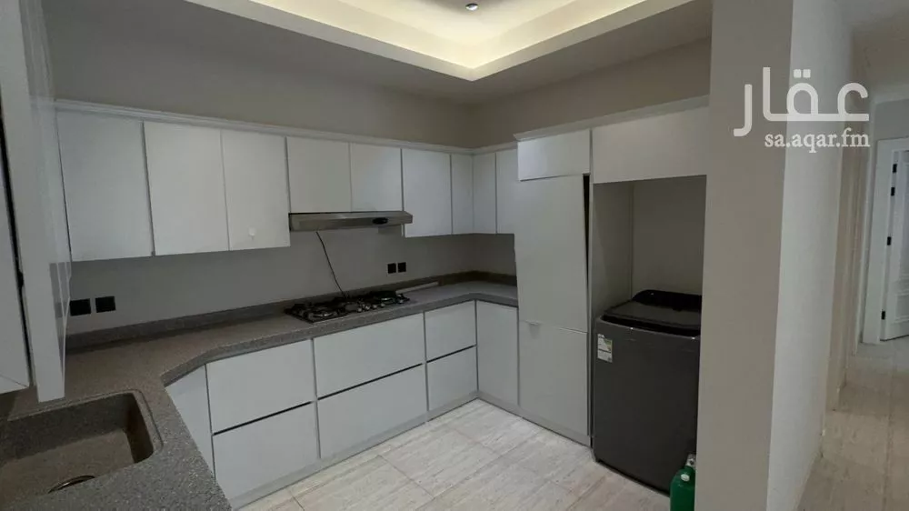 3 bedroom apartment in King Abdul Aziz, Riyadh 13