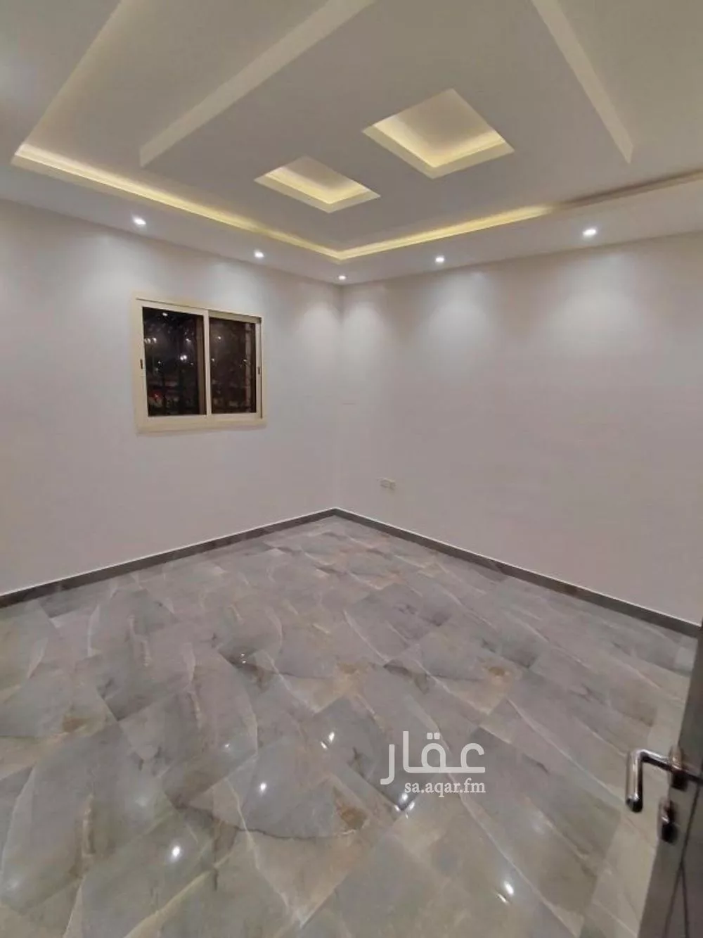 شقة 1 غرف في العقيق 5