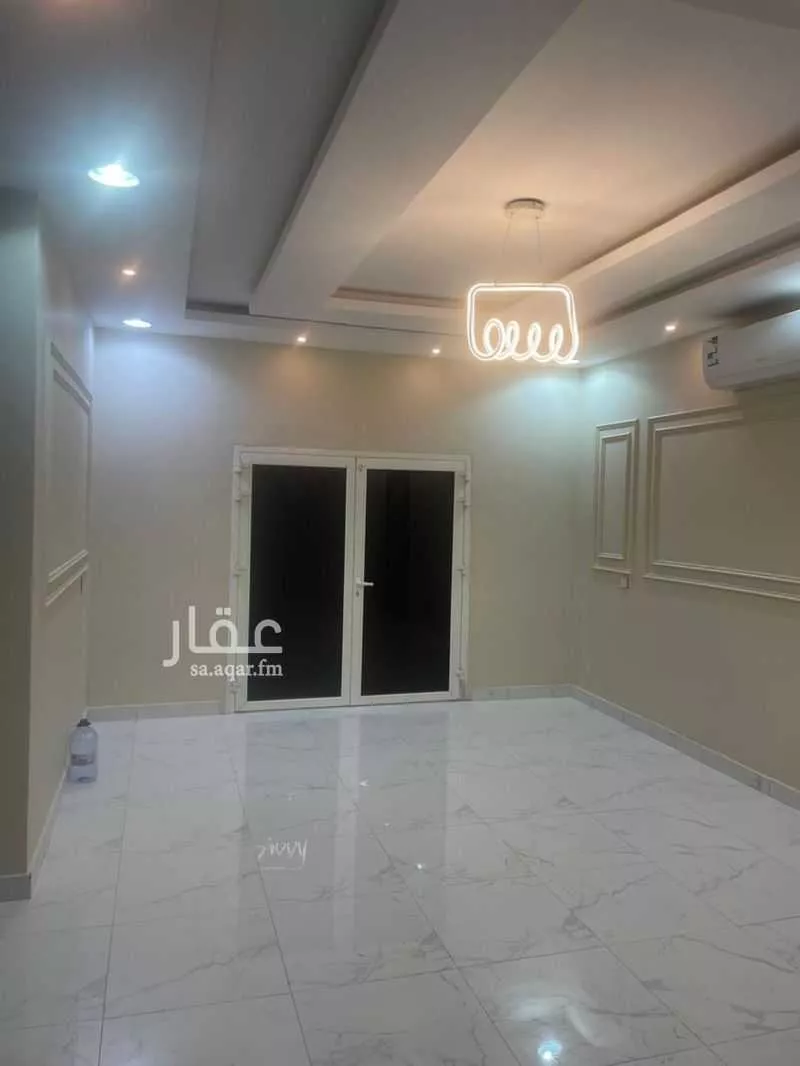8 bedroom villa in Al Lulu, Eastern Province 4