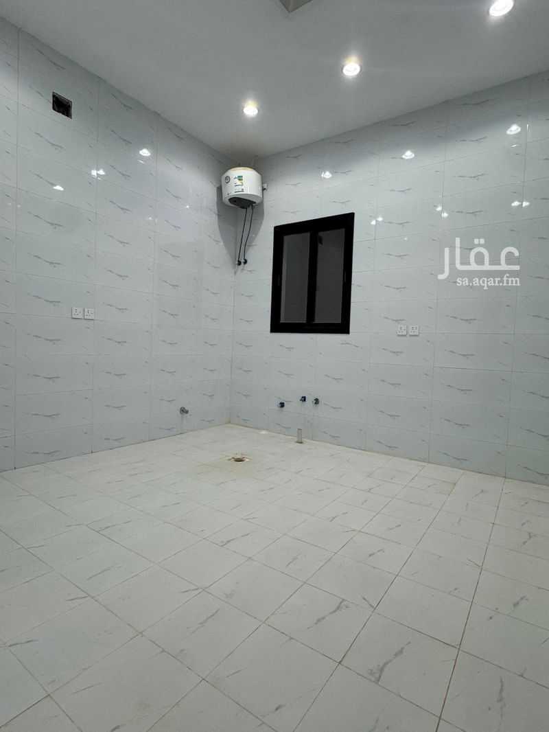 4 bedroom villa in Ash Sharq, Riyadh 6