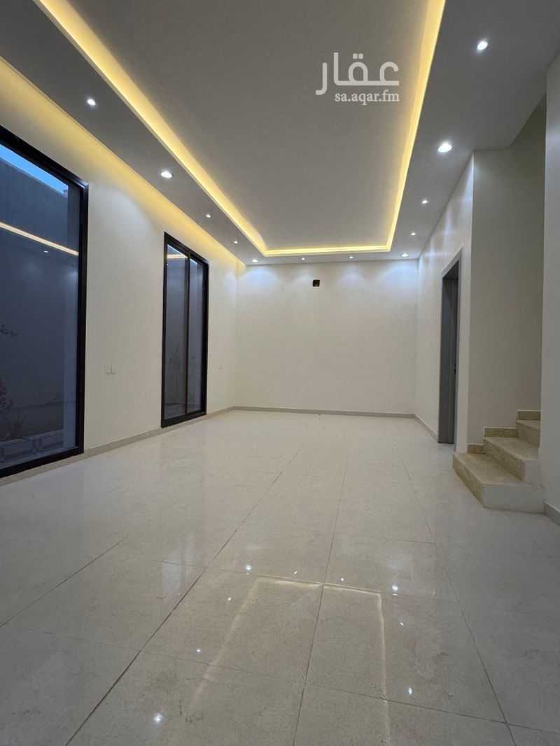 4 bedroom villa in Ash Sharq, Riyadh 7