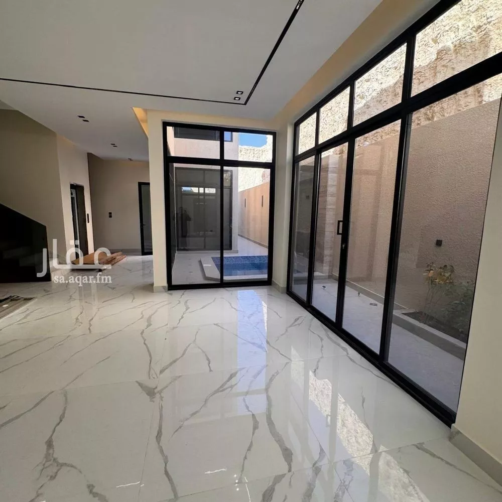 فيلا 5 غرف في النرجس 7