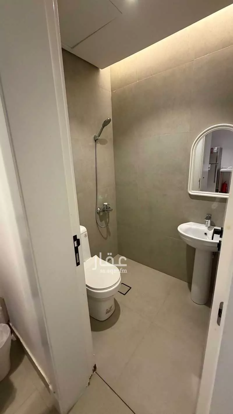 3 bedroom apartment in Al Qairawan 9