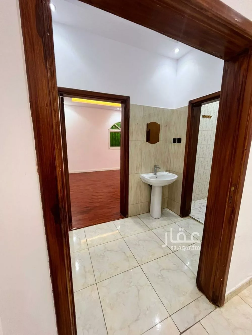 شقة 1 غرف في الوادي 4