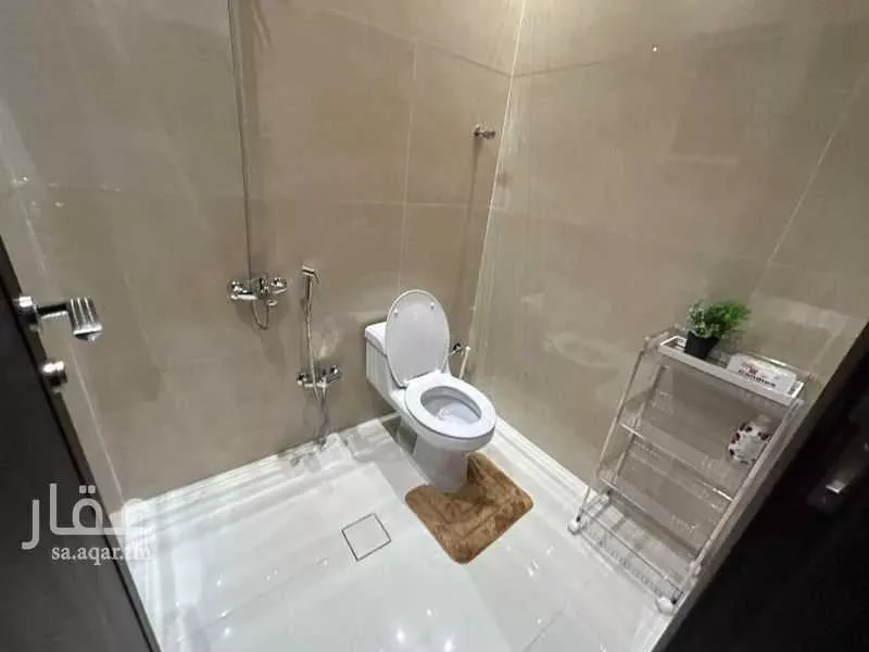 4 bedroom apartment in Al Yarmouk 6