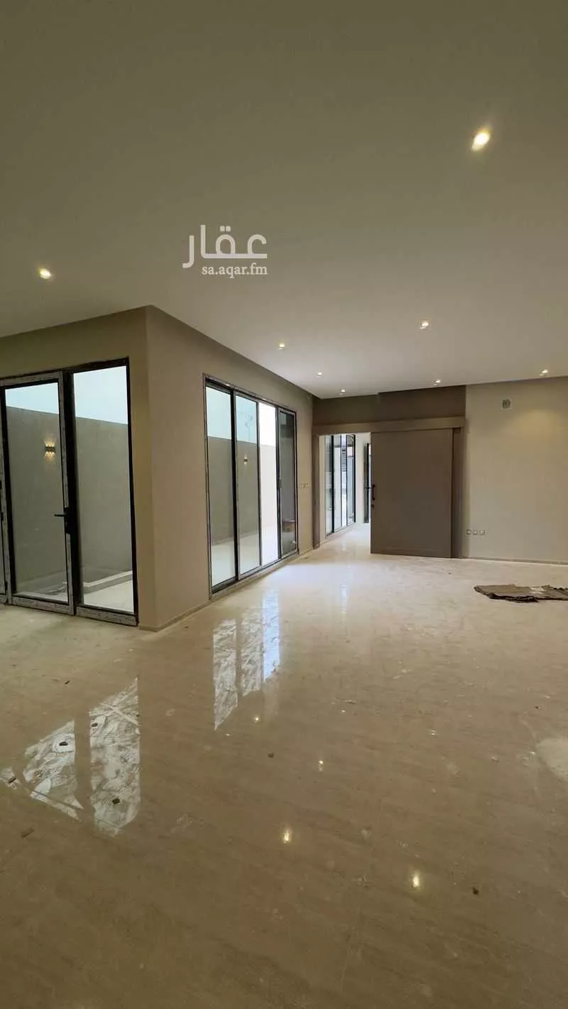 6 bedroom villa in Ash Shulah, Eastern Province 8
