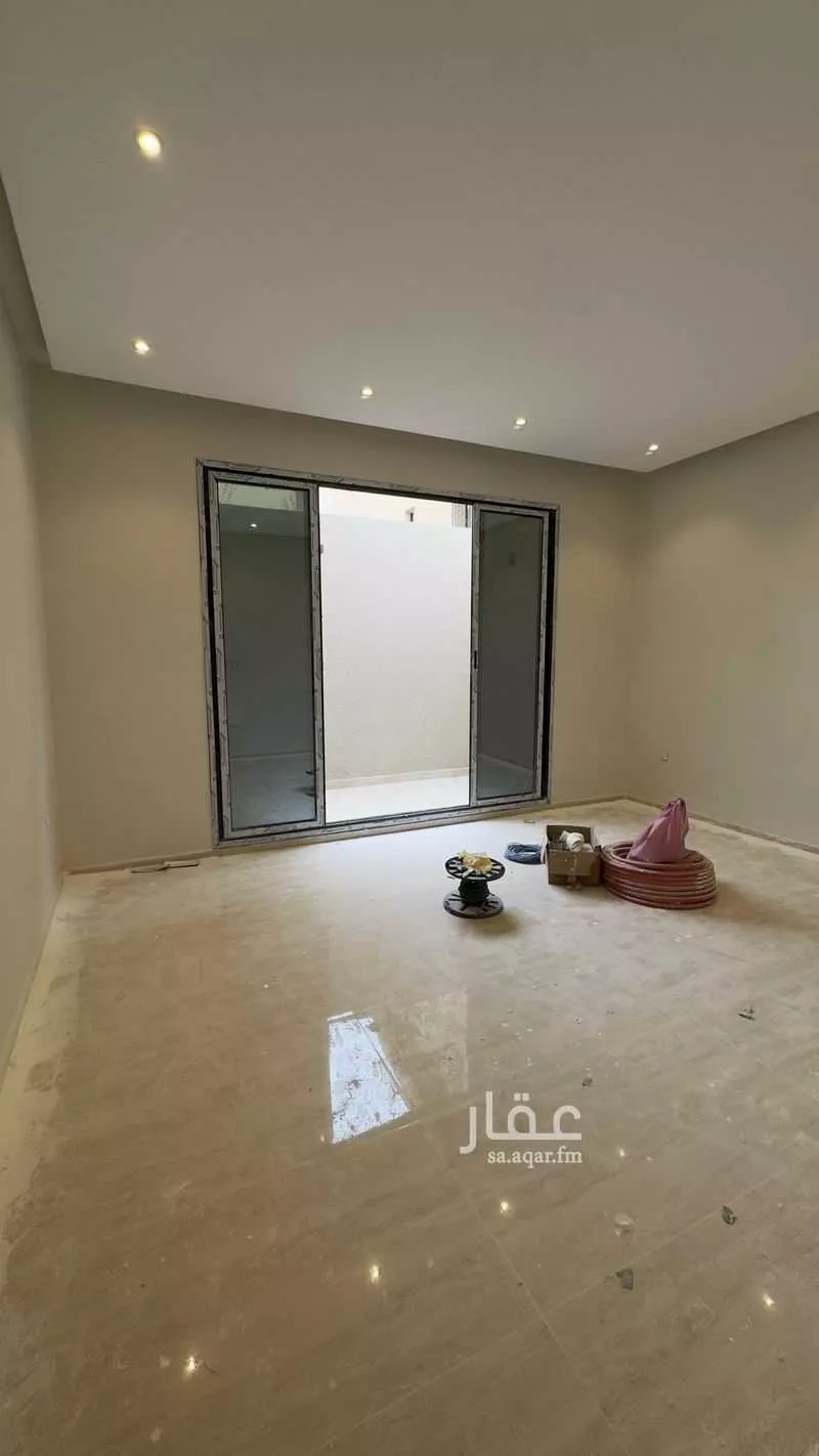 6 bedroom villa in Ash Shulah, Eastern Province 9