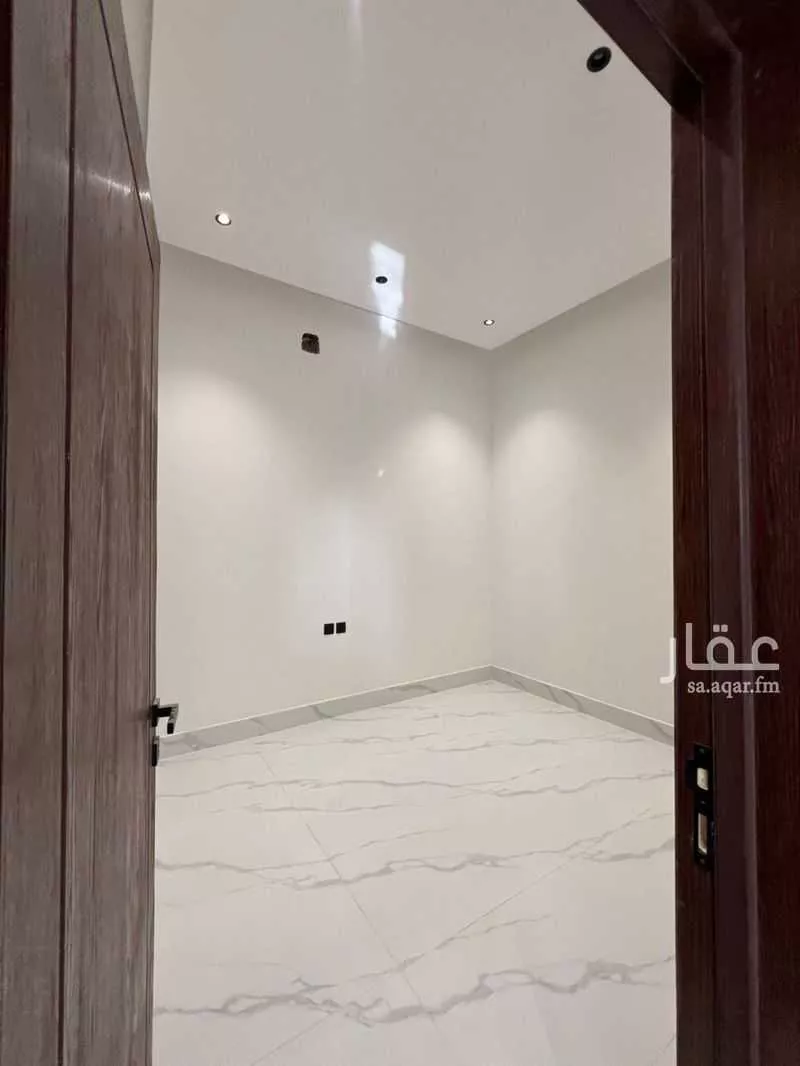 3 bedroom floor in Ash Sharq 2